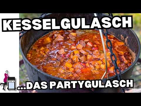 Kesselgulasch | Das Partygulasch | Die Frau am Grill