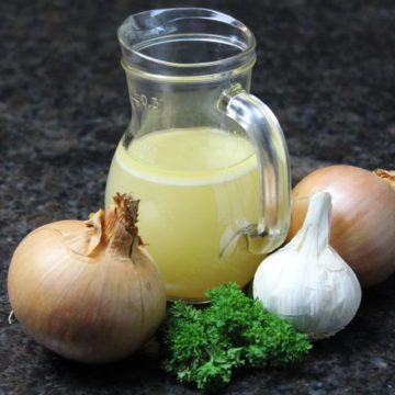 Fleischbrühe selber machen - rezept - die frau am grill