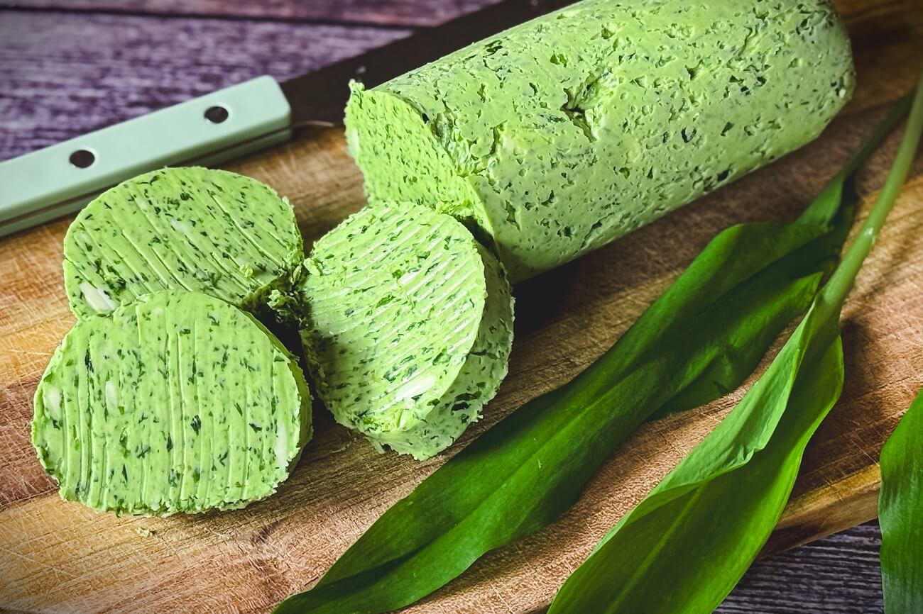 Bärlauchbutter Rezept | zum Start in die Grillsaison