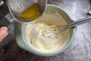 biskuittrolle schritt 6