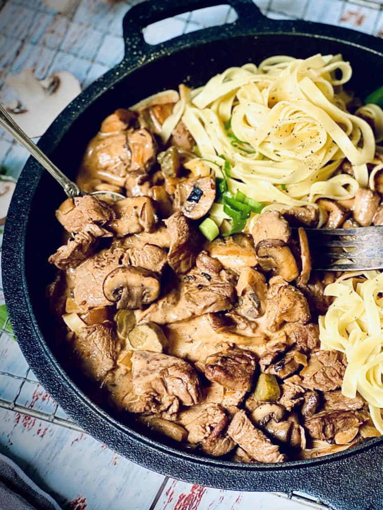 Boeuf Stroganoff | Original Rezept für den edlen Klassiker