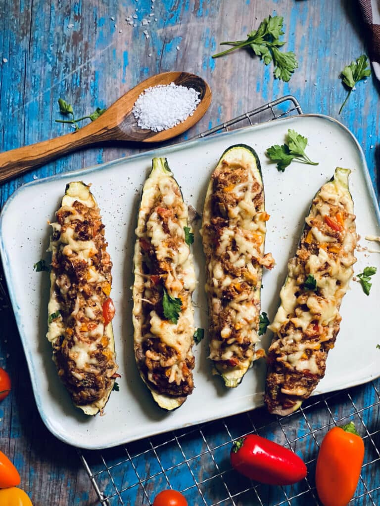 Gefullte Zucchini Mit Hackfleisch Vom Grill