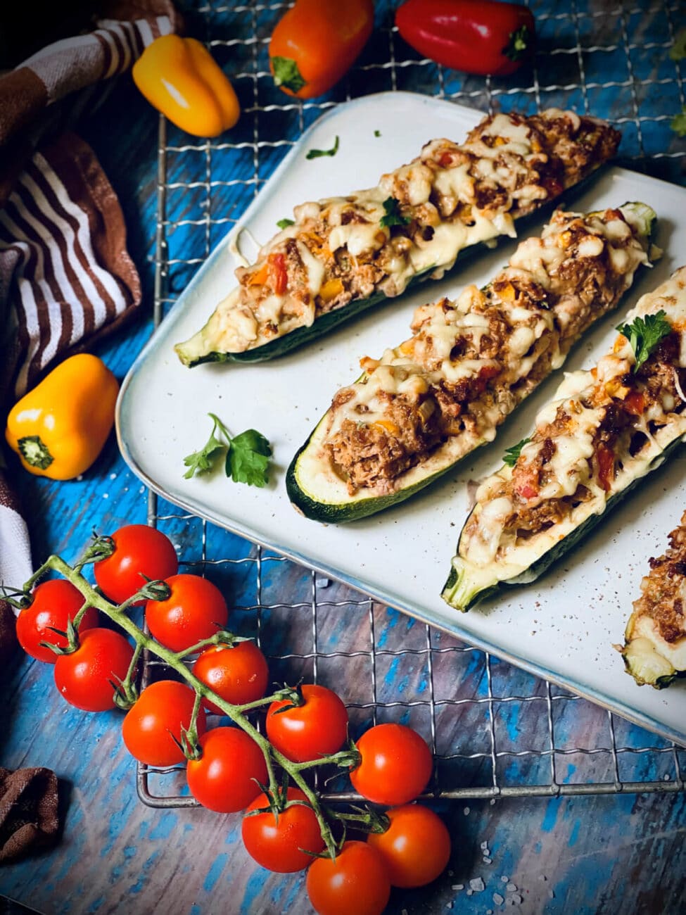 Gefullte Zucchini Mit Hackfleisch Vom Grill