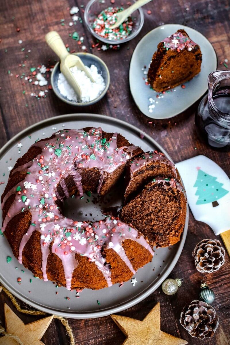 Glühweinkuchen mit Zuckerguss | Kastenform oder Guglhupf Glühweinkuchen mit Zuckerguss | Kastenform oder Guglhupf