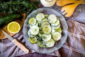 gurkensalat mit sahne