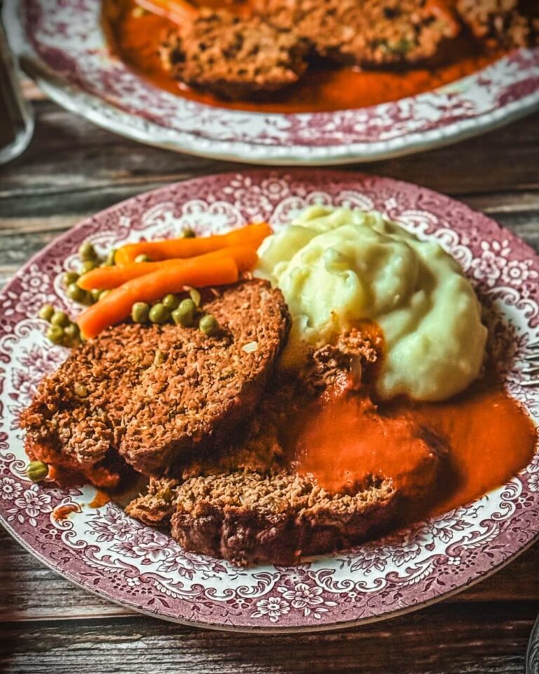 Klassischer Hackbraten im Backofen Klassischer Hackbraten im Backofen