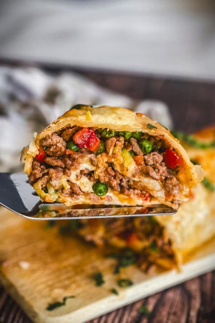 Blätterteig mit Hackfleisch | schneller Hackstrudel