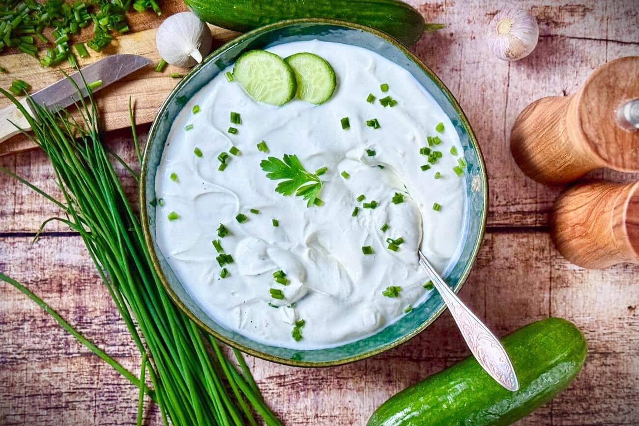 Knoblauchsoße | fürs Grillen, Fondue & mehr