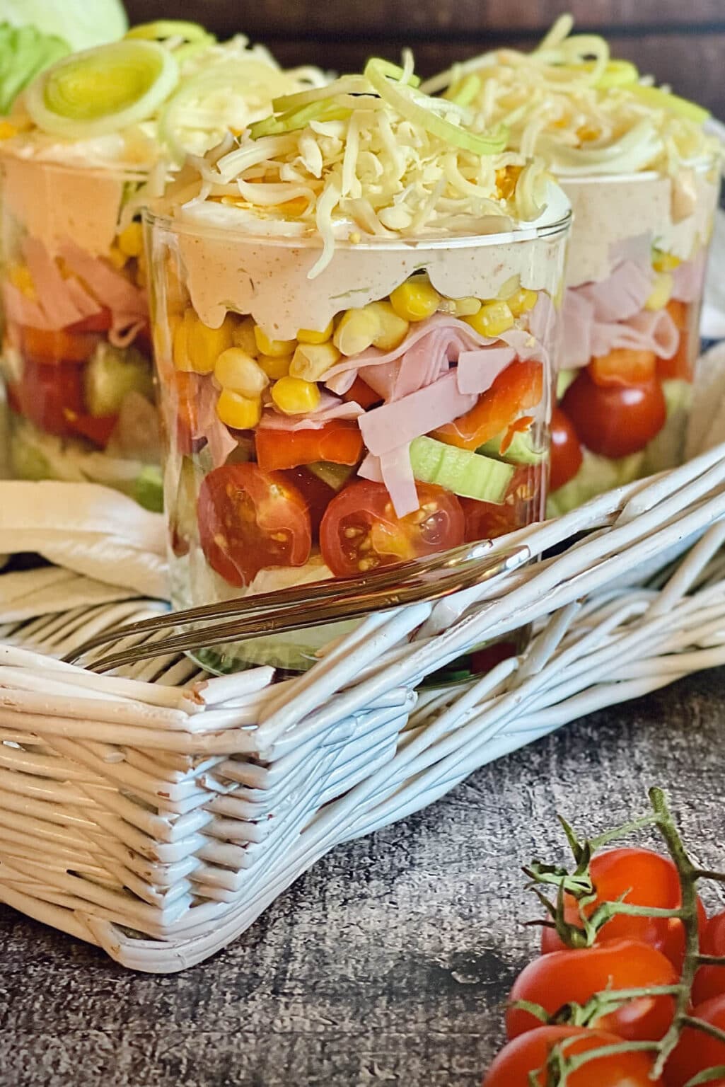 Klassischer Schichtsalat