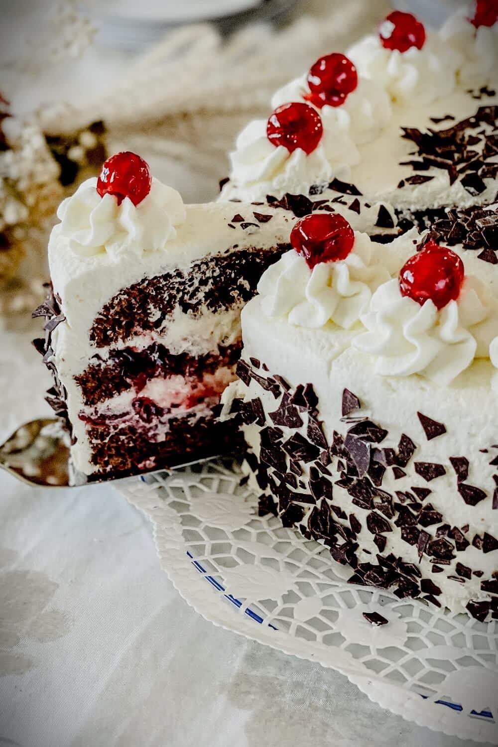 omas schwarzwaelder kirschtorte