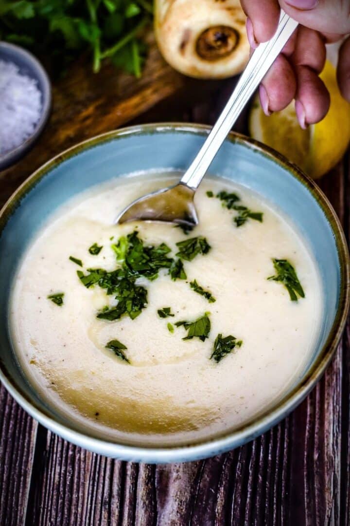 Pastinakensuppe | cremig, schnell & lecker Pastinakensuppe | cremig, schnell & lecker