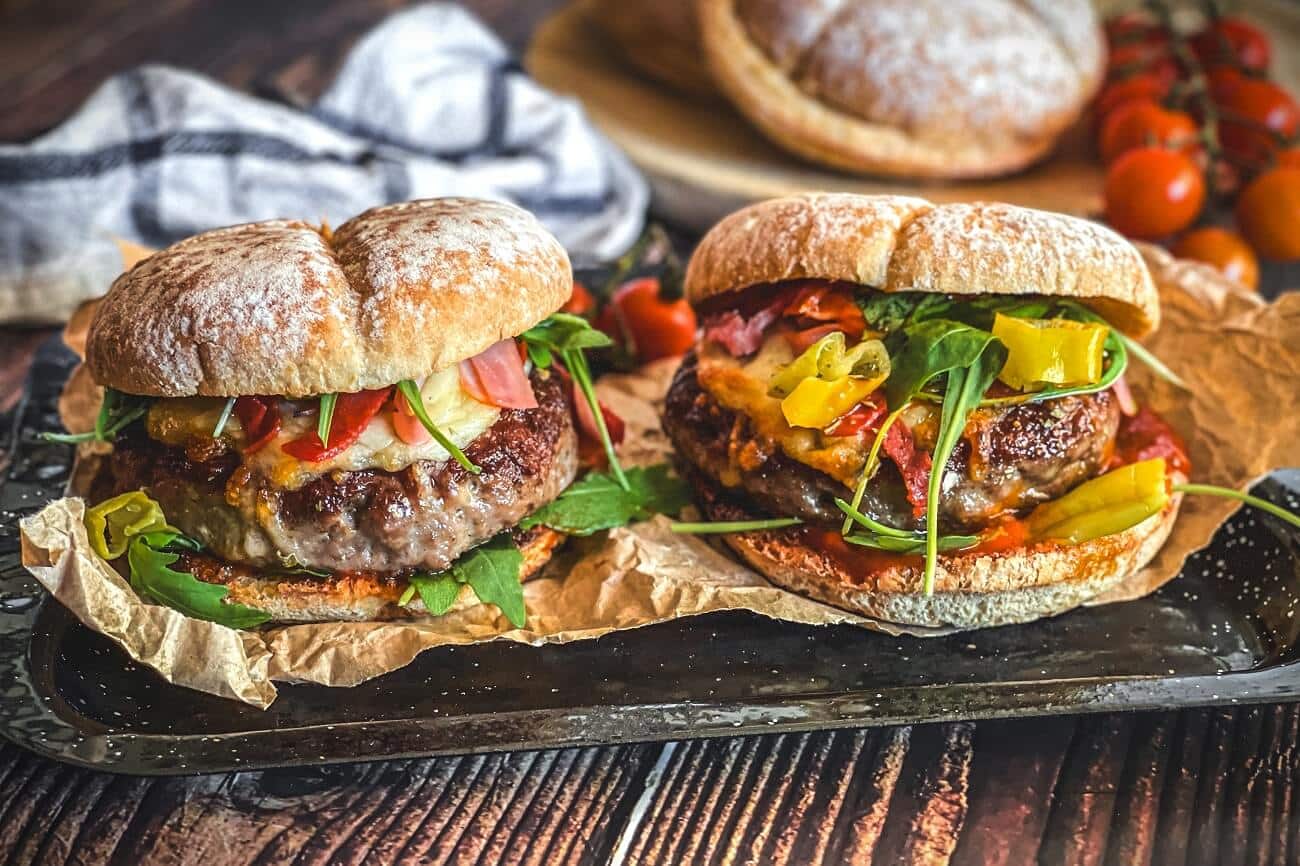 burger im pizza style