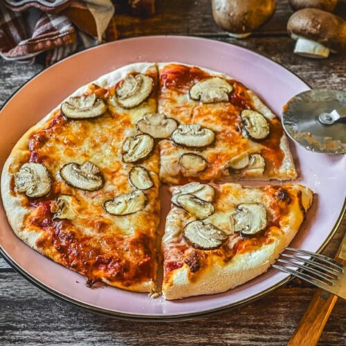 pizza funghi