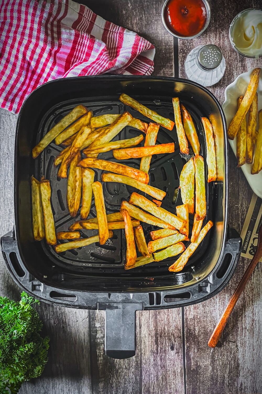 pommes in der heissluftfritteuse