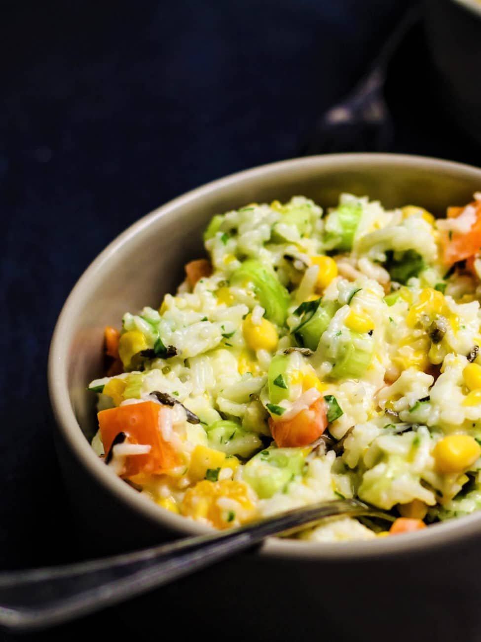 Reissalat mit Paprika und Mandarinen