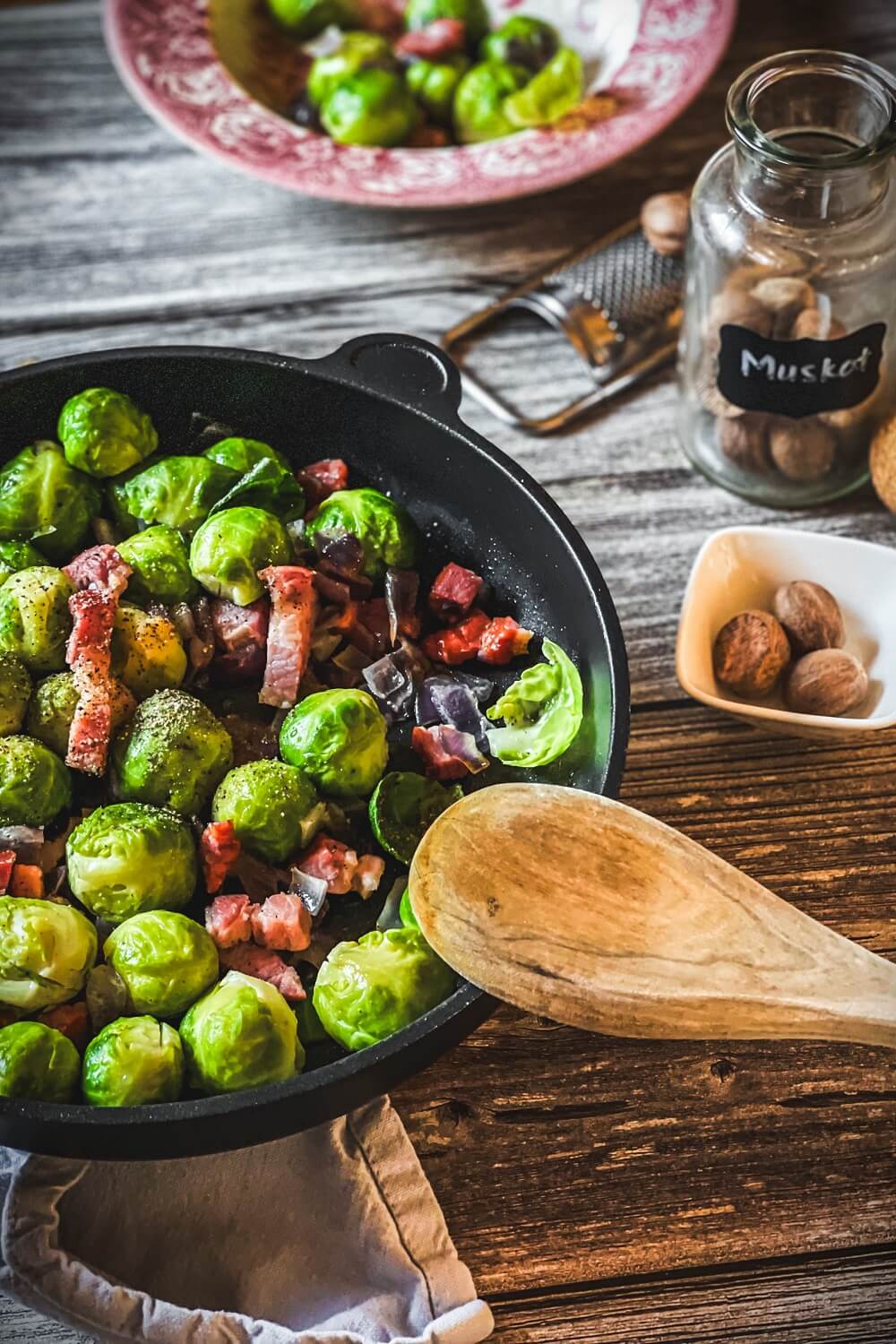 rosenkohl in der pfanne zubereiten