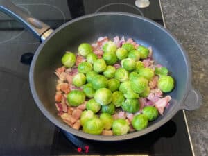 rosenkohl pfanne schritt 11