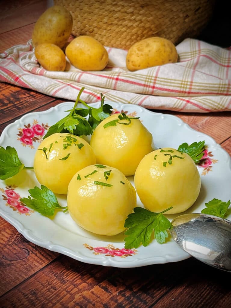 Kartoffelknödel Rezept von Oma diefrauamgrill.de