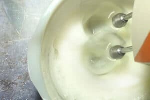 schwarzwaelder kirschtorte rezept schritt 1
