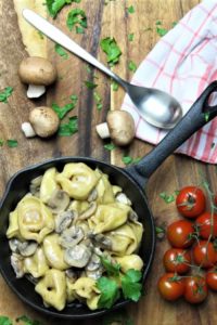 tortellini champignon sahne sosse rezept- die frau am grill