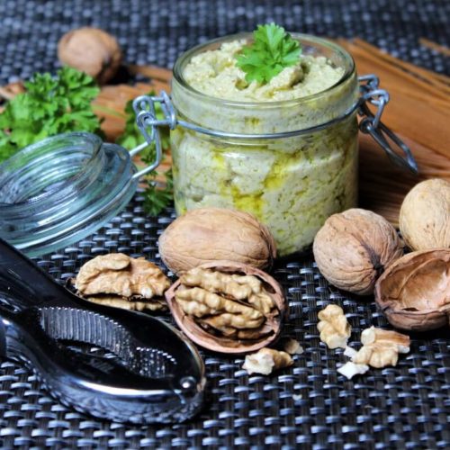 walnuss pesto rezept - die frau am grill